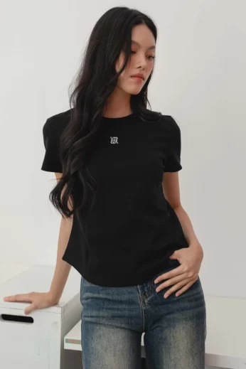 Jenna baby tee เสื้อยืดเบบี้ที ปักโลโก้