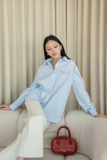 Billie Stripe Shirt เสื้อเชิ้ต Oversize ลายทางฟ้า