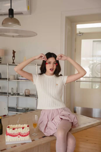 Clair Knit Top เสื้อไหมพรมแขนสั้น ผ้าร่อง