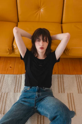 Sheer Short Sleeve Top เสื้อยืดแขนสั้นผ้านุ่มปักโลโก้